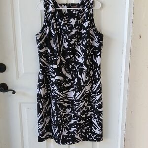 Voir Voir Abstract Black and White Mini Dress